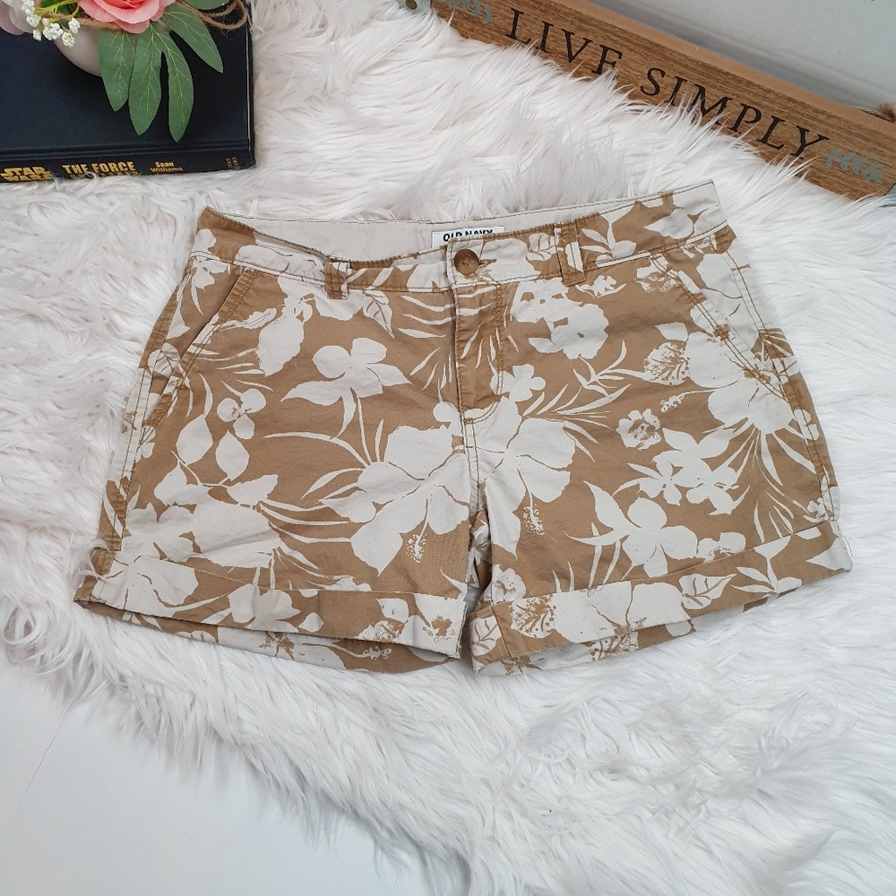 short cut size 8 OLD NAVY